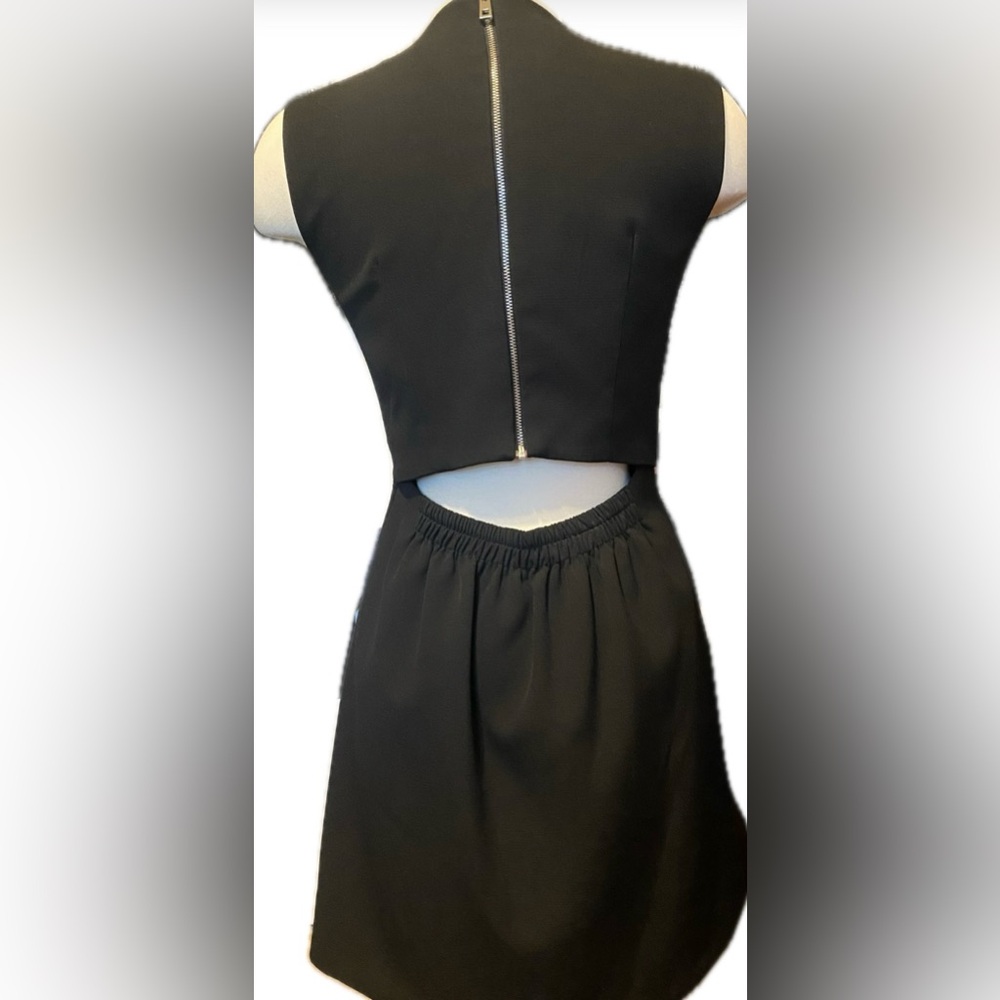 Pre-Owned Elegant Black Sleeveless FRENCH CONNECTION Women’s Size 6 Dress - Picture 3 of 3